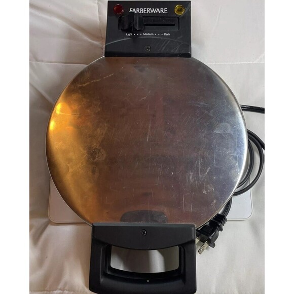 Farberware Waffle Maker Model FWM800P Vintage Working - Picture 1 of 6